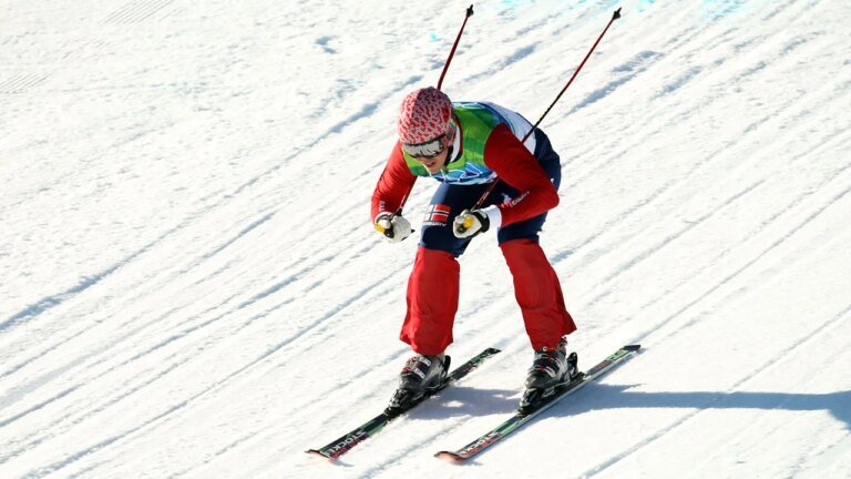 Olympic medalist dies in tragic lightning strike during trip