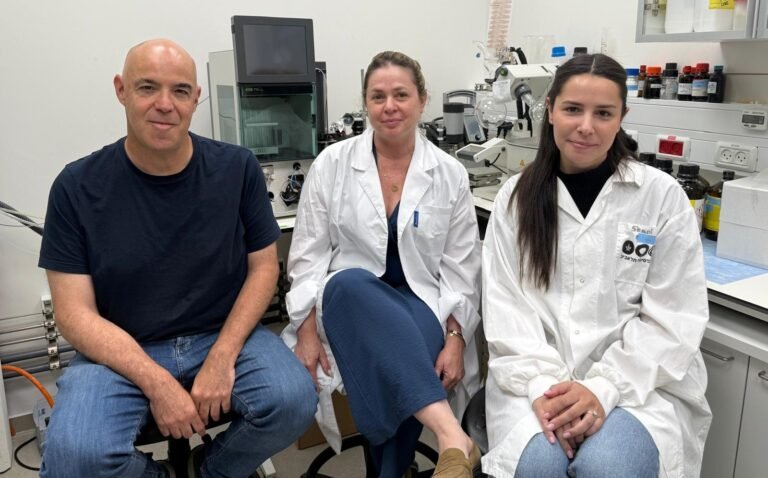 Scientists crack the code on new vaccine for deadly plague bacteria