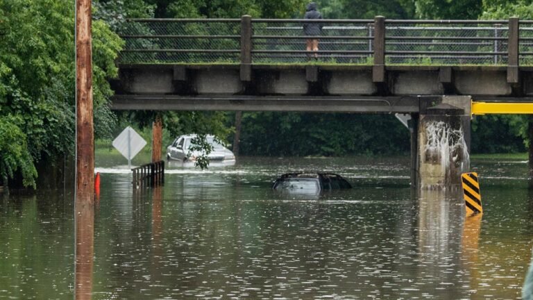 Brewers win in a deluge: walk-off thriller inside, total flood disaster outside
