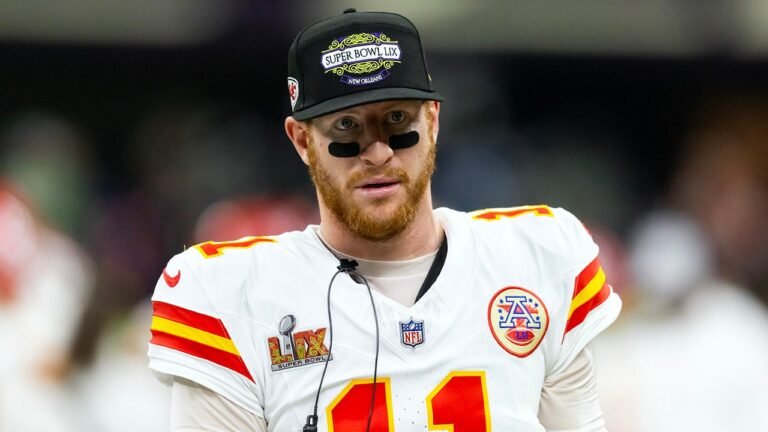 Carson Wentz cuts deal with Minnesota Vikings