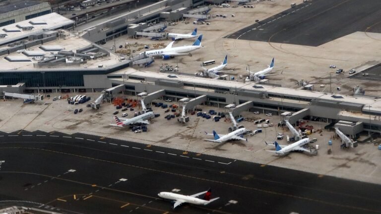 FAA issues Newark airport ground stop due to 'equipment' issue
