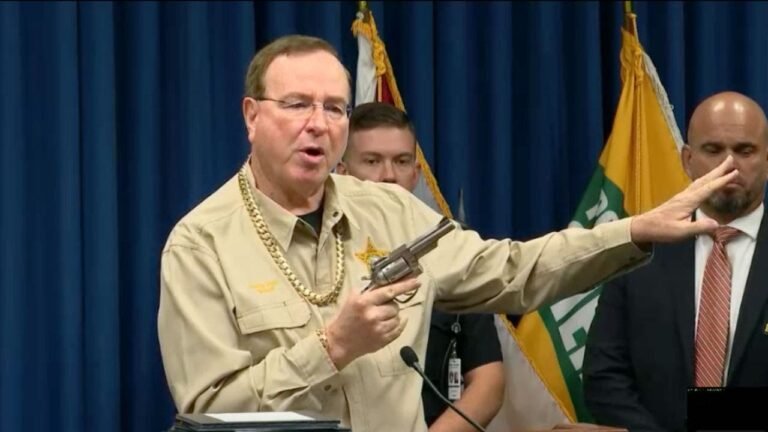 Florida sheriff shows off $50K chain snatched from alleged drug dealer implicated in overdose death