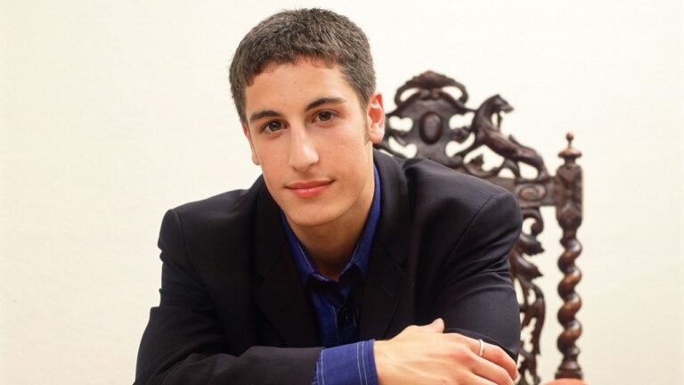 Jason Biggs says 'American Pie' couldn't be made today but explains why it still works