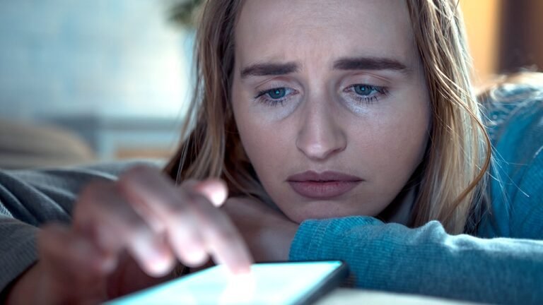 'I can't unsee it': Dealing with the trauma of watching someone die