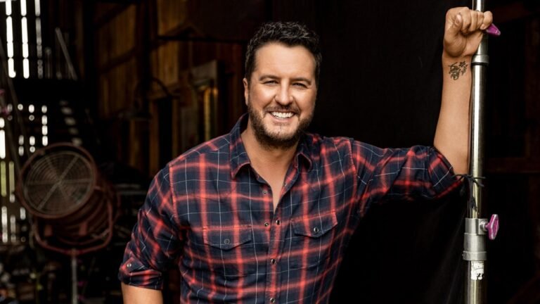 Country star Luke Bryan takes the stage and a stand for US farmers
