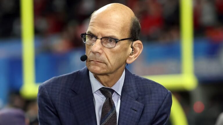 ESPN star Paul Finebaum recalls leaning on Tim Tebow following Charlie Kirk's assassination