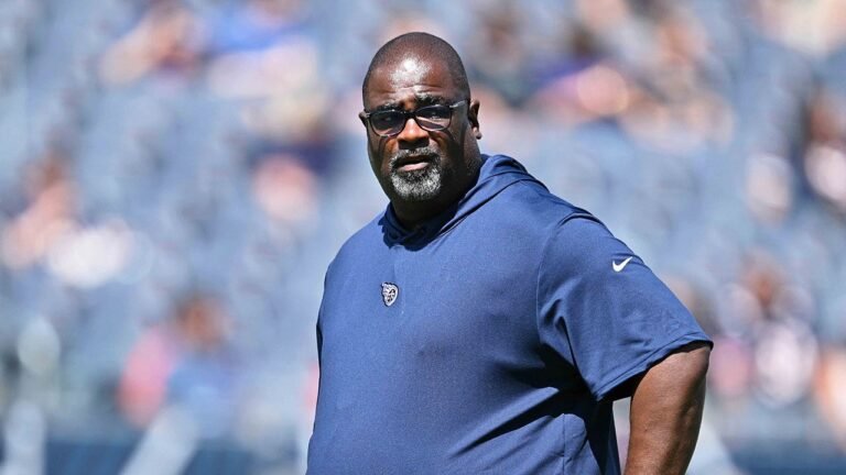 Patriots defensive coordinator Terrell Williams diagnosed with prostate cancer