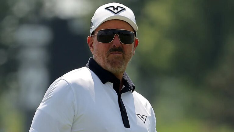 Phil Mickelson takes swipe at Dem reps for 'speaking hateful rhetoric' after Charlie Kirk assassination