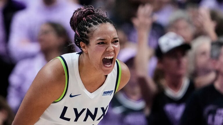 WNBA star's 1-word response after Obama accuses Trump admin of taking 'cancel culture' to 'dangerous level'