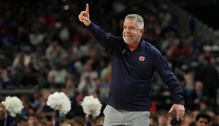 Bruce Pearl responds to ESPN host's notion about 'pressure' for him to leave because he was 'divisive'