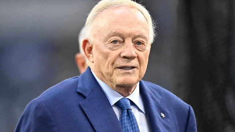 Cowboys' Jerry Jones on middle finger incident: 'That was unfortunate'