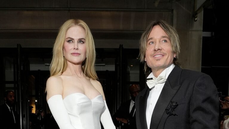 Keith Urban changes Nicole Kidman-inspired lyric to name his guitarist Maggie before divorce announcement