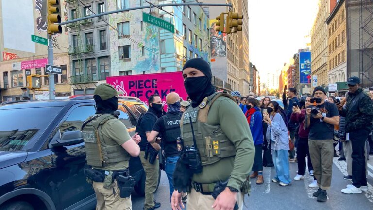 Protests erupt as ICE agents raid NYC Chinatown street vendors allegedly selling counterfeit goods