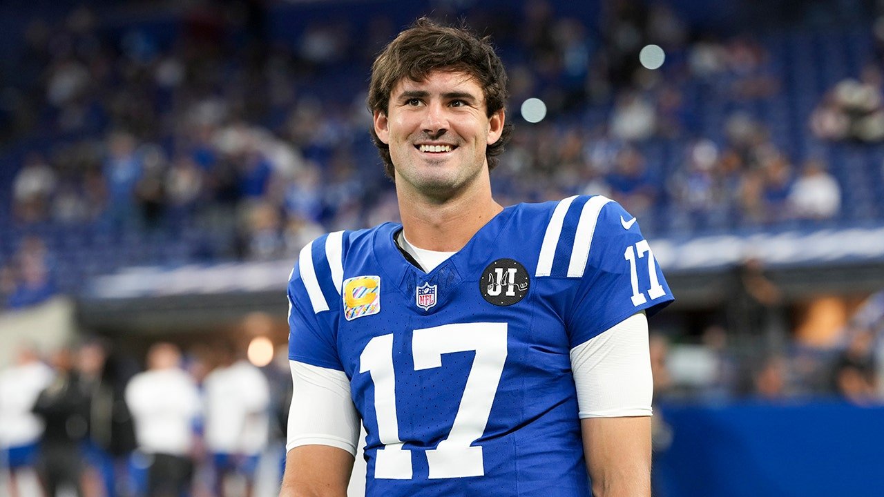 Colts' Daniel Jones could be next quarterback to find home in make-or-break year: 'Really enjoy being here'