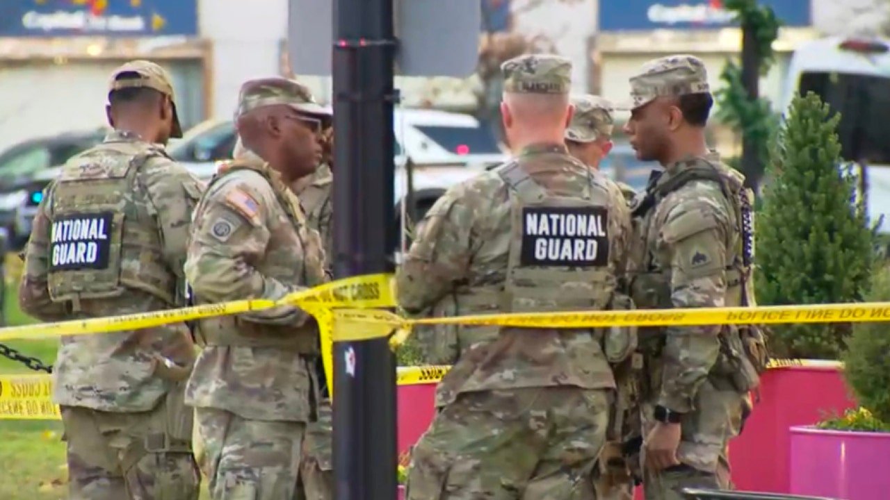 Law enforcement responding after 2 National Guard members shot near White House