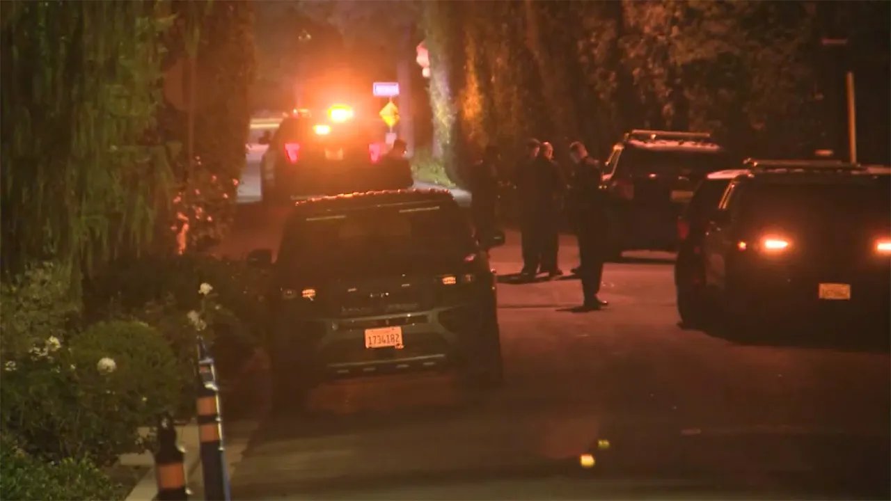 2 people found dead inside home of Hollywood director Rob Reiner in affluent Los Angeles neighborhood