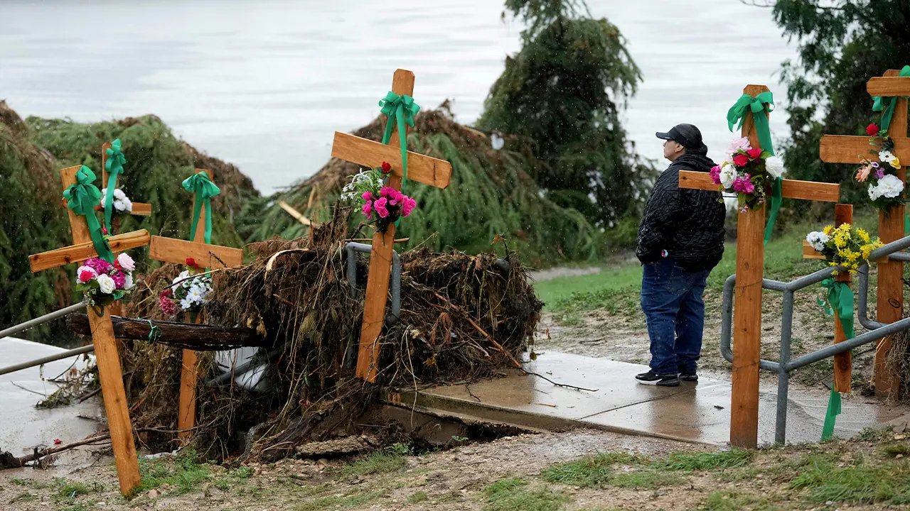 911 calls from deadly Texas Hill Country flood reveal heartbreaking pleas