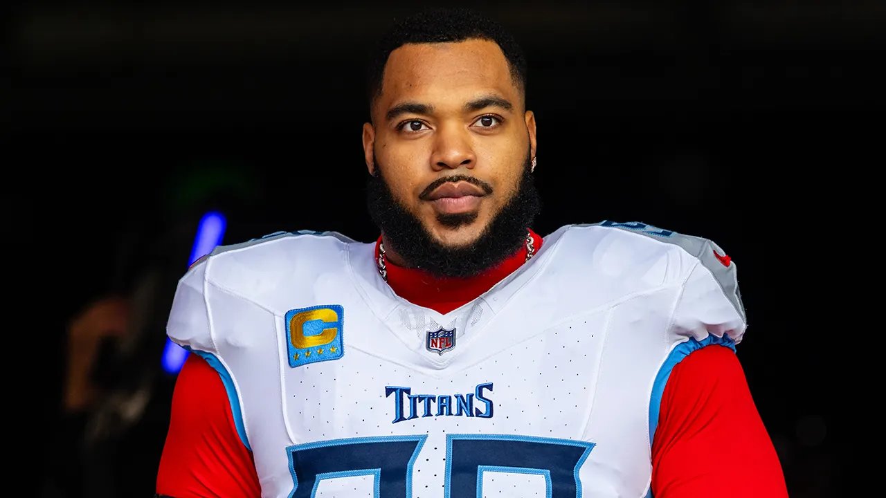 Titans star Jeffery Simmons calls burglars 'f—ing cowards' after home break-in during game vs 49ers