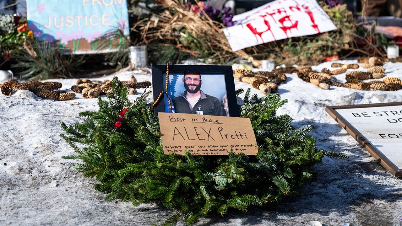 DOJ opens civil rights investigation into Minnesota death of Alex Pretti