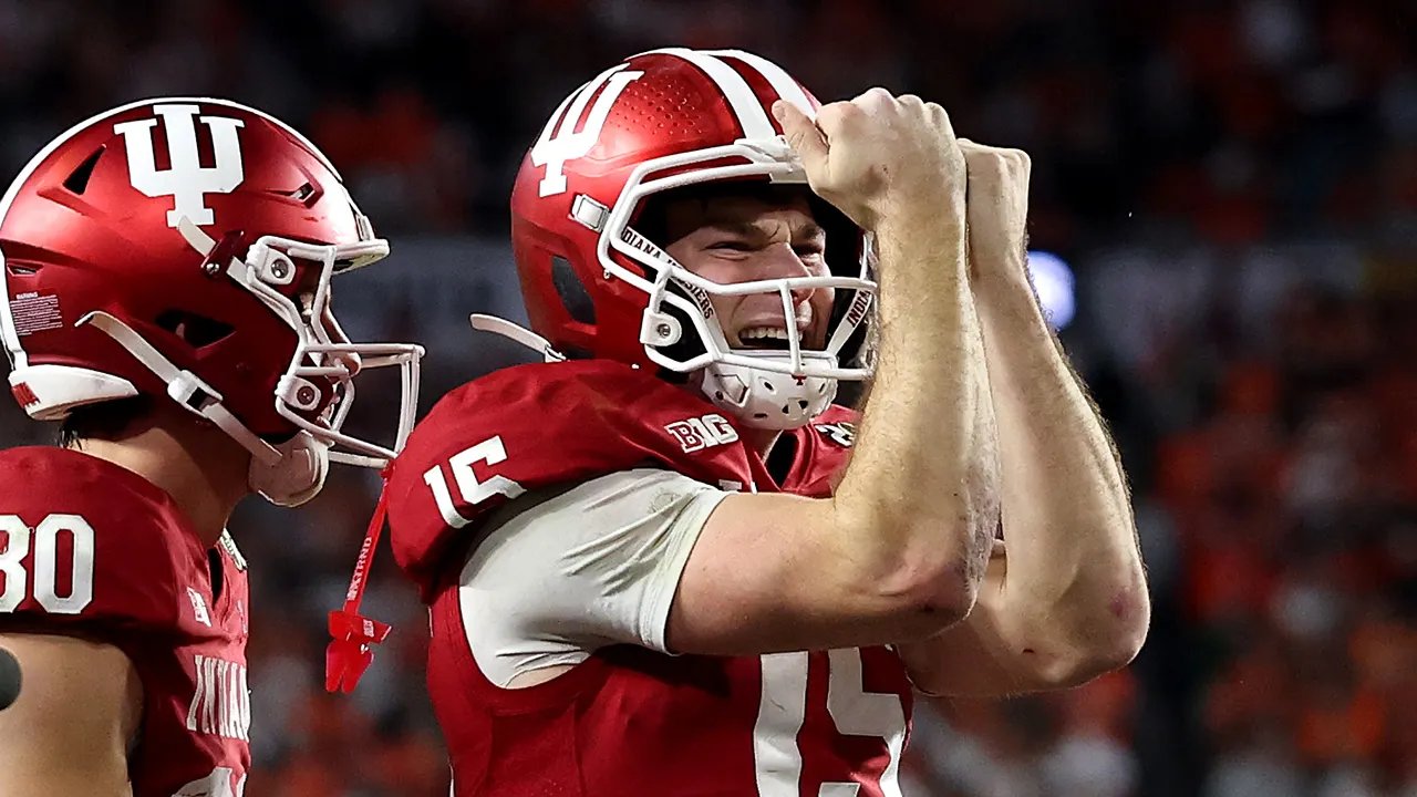 Indiana wins college football national championship in thriller over Miami