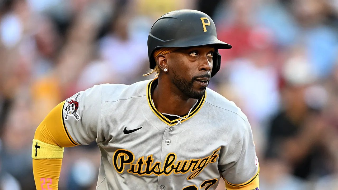 Pirates legend Andrew McCutchen calls out team for fan fest snub on social media