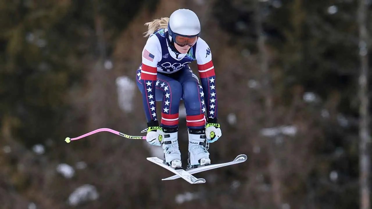 Lindsey Vonn reveals she can return home after four surgeries to address Olympic crash injury