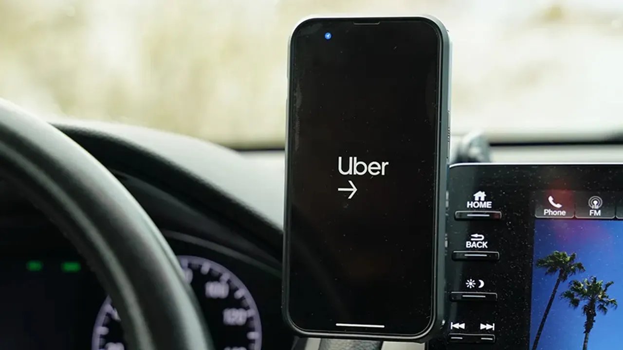 Uber in hot seat as probe finds violent offenders were cleared to drive passengers: report
