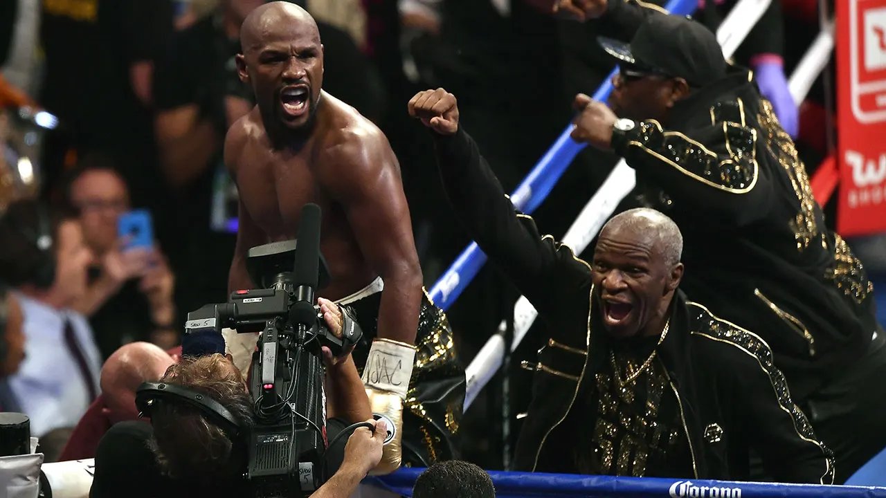 Undefeated boxing legend Floyd Mayweather coming out of retirement after nine years
