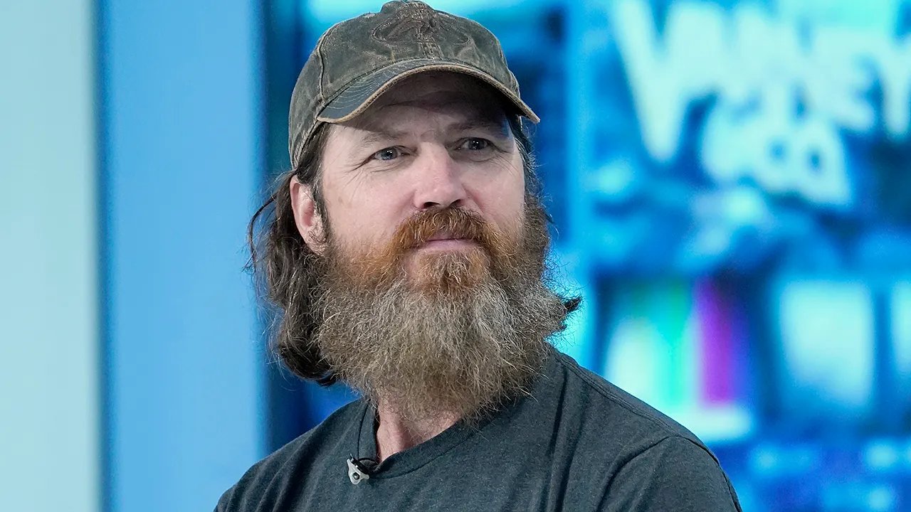 'Duck Dynasty' star Jase Robertson says 'rednecks' are the only people left who are 'unoffendable' in America