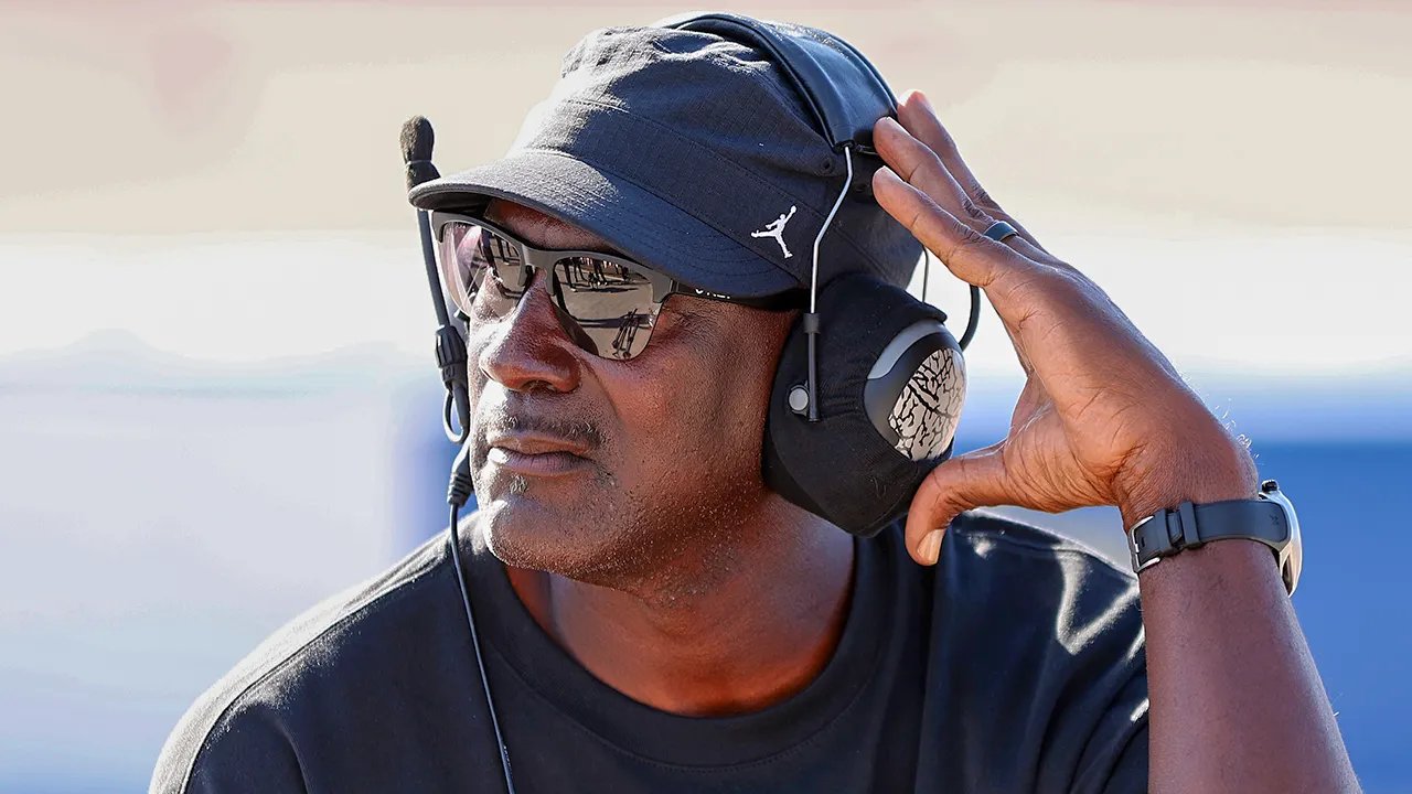 NBA legend Michael Jordan explains being 'cursed' by competition: 'Keeps me young'