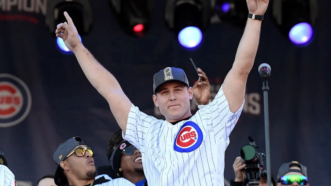 Chicago sports champion says city officials are 'in denial' about Bears leaving for Indiana