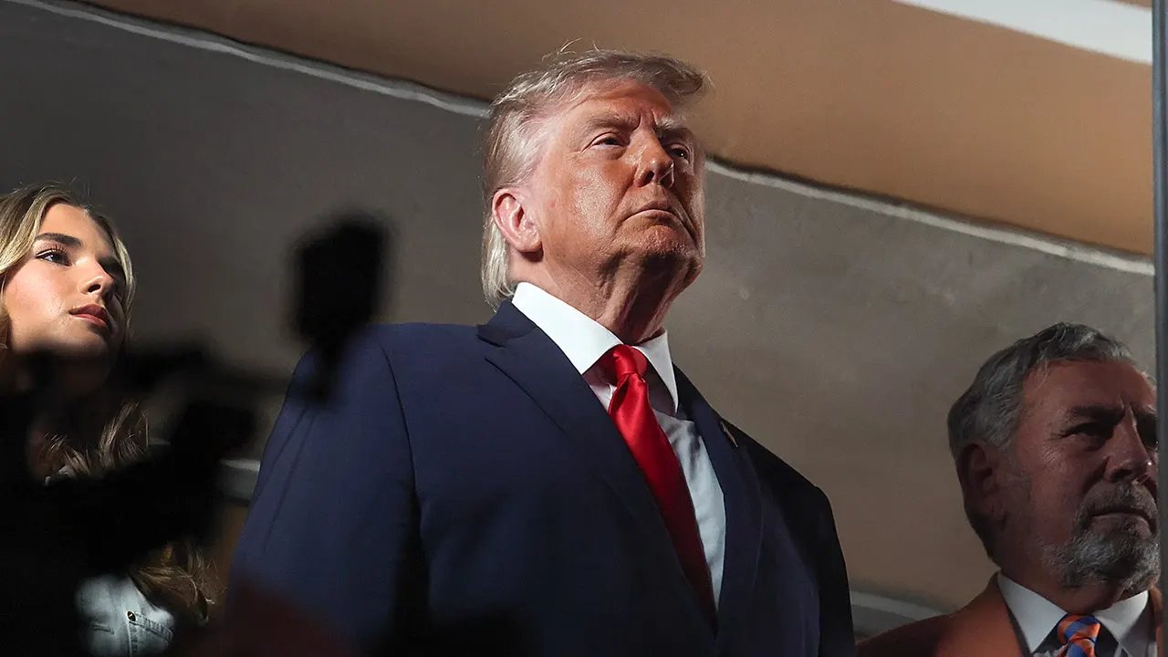 Nadler goes out of his way to rip Trump's Knicks game appearance during Sports Broadcasting Act hearing