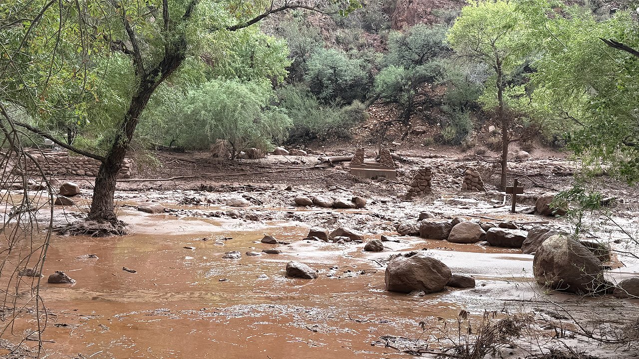 Urgent search underway for more than a dozen people after Grand Canyon flash flood