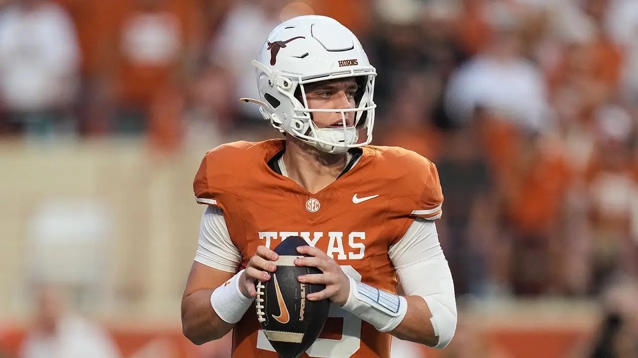 Arch Manning throws 2 TD passes as top-ranked Texas holds off UTSA with SEC schedule looming