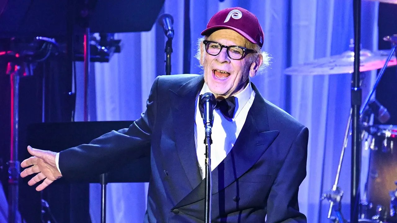 Art Garfunkel joins growing list of celebrities considering a move abroad over Trump presidency