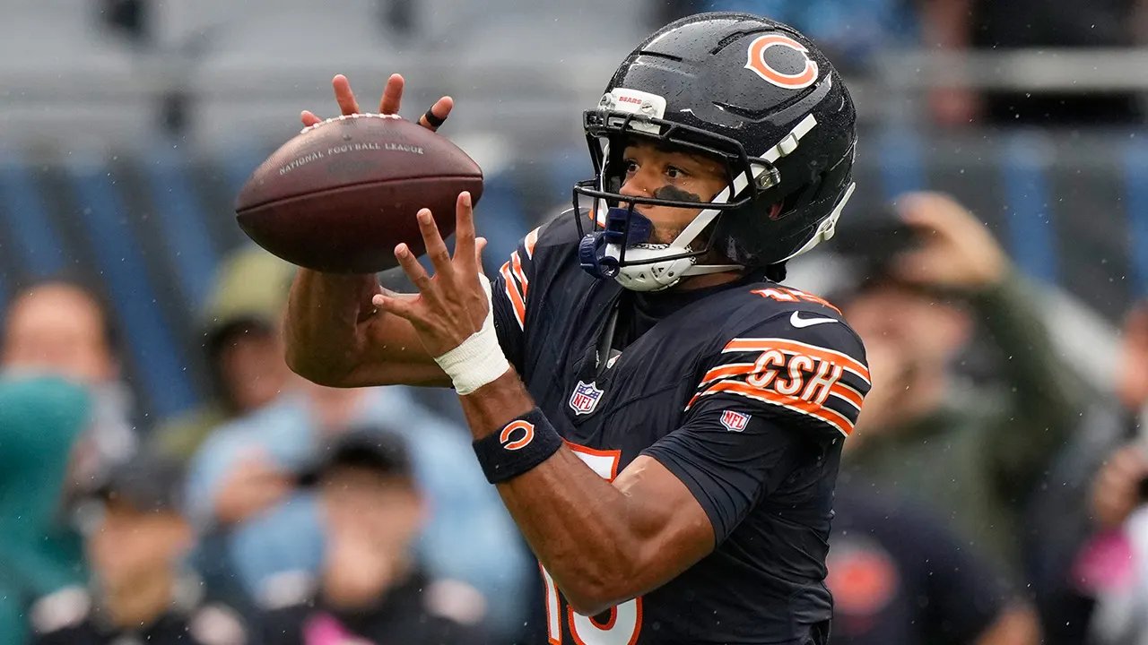 Bet365 Bonus Code: Bet $10, Get $200 on Eagles vs Bears on Monday Night Football