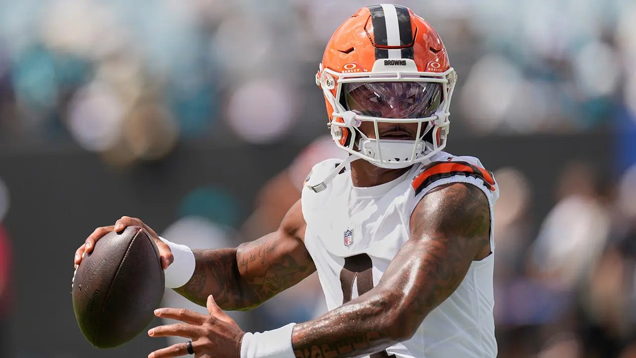 Deshaun Watson throws interception five snaps into 2026 season as Browns get off to rough start