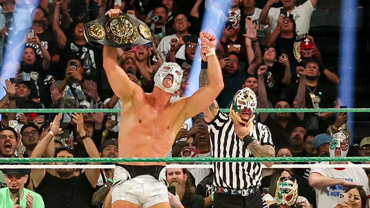 El Grande Americano caps Triplemania 34 with AAA Mega Championship victory over Dominik Mysterio