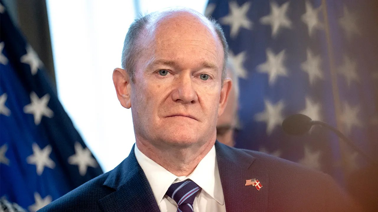GOP anesthesiologist receives nod in uphill race to challenge top Senate Democrat