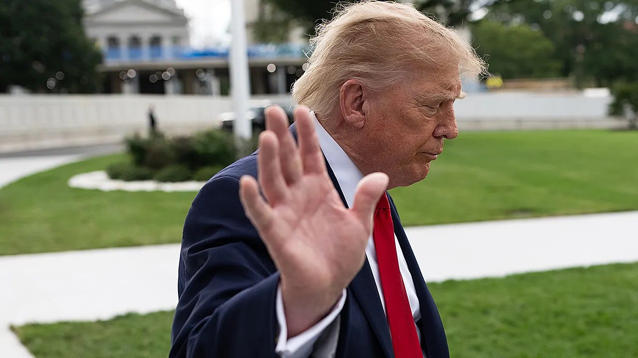 ICE confusion ignites MAGA backlash: ‘I would have called for impeachment’