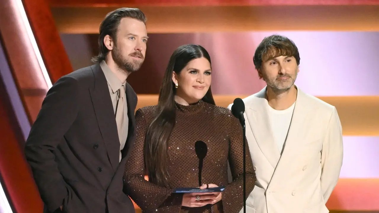 Lady A's Charles Kelley diagnosed with rare blood cancer after painful health scare