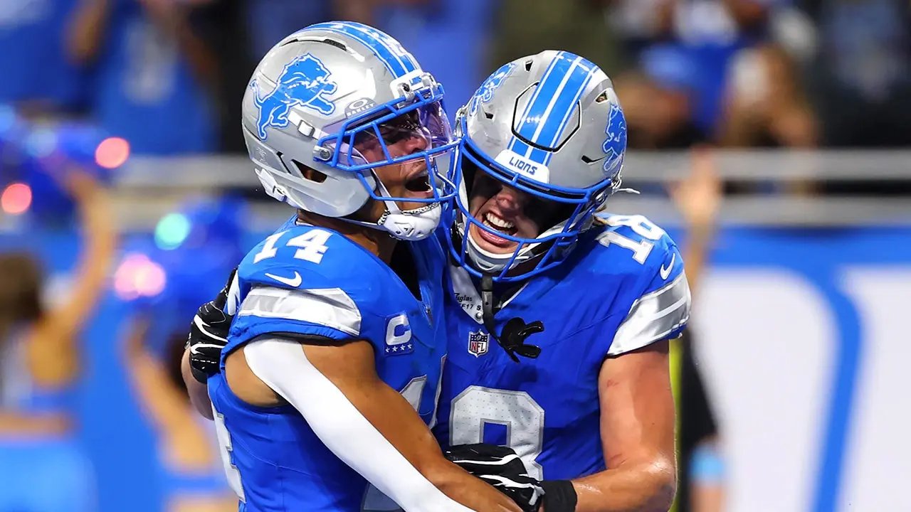 Lions avoid franchise-worst collapse as defense stops Saints two-point conversion in OT