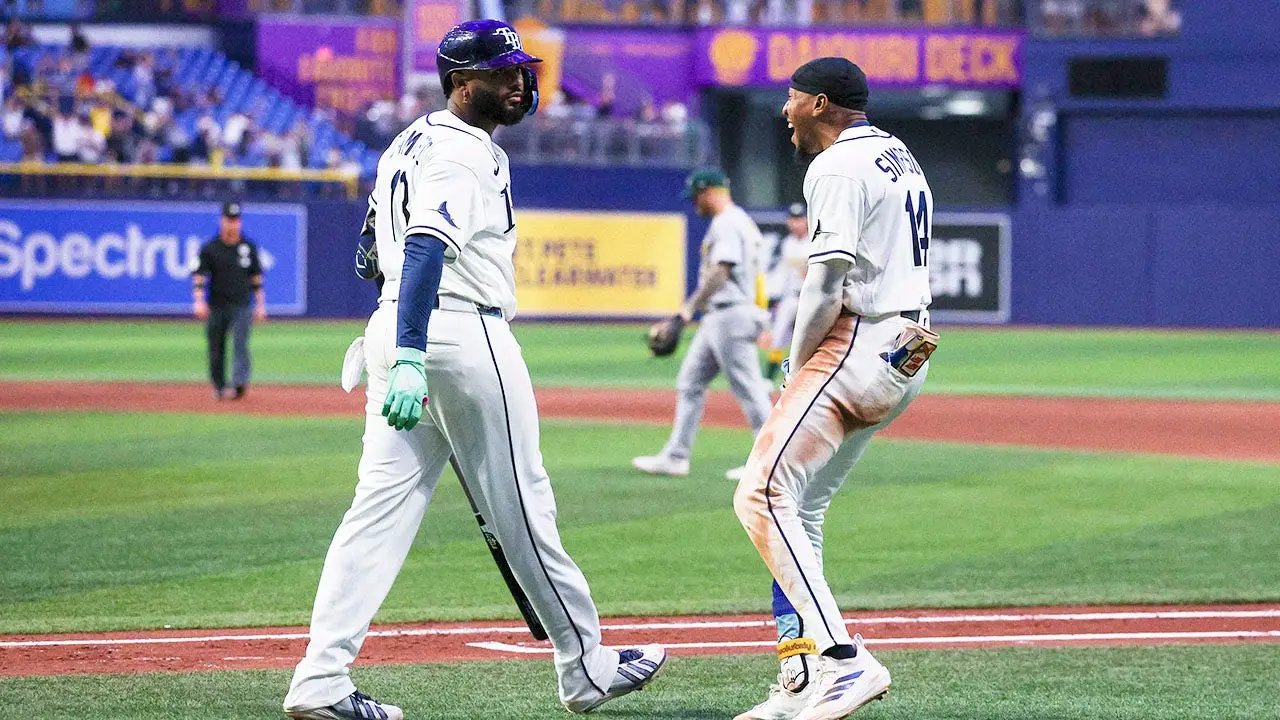 MLB's most electric slugger just had one of the slowest, most disrespectful walk-off home runs of all time
