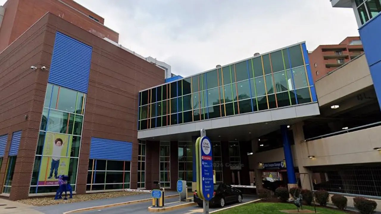 Pittsburgh doctor stabbed to death after intruder allegedly attacks him, wife as they slept: police