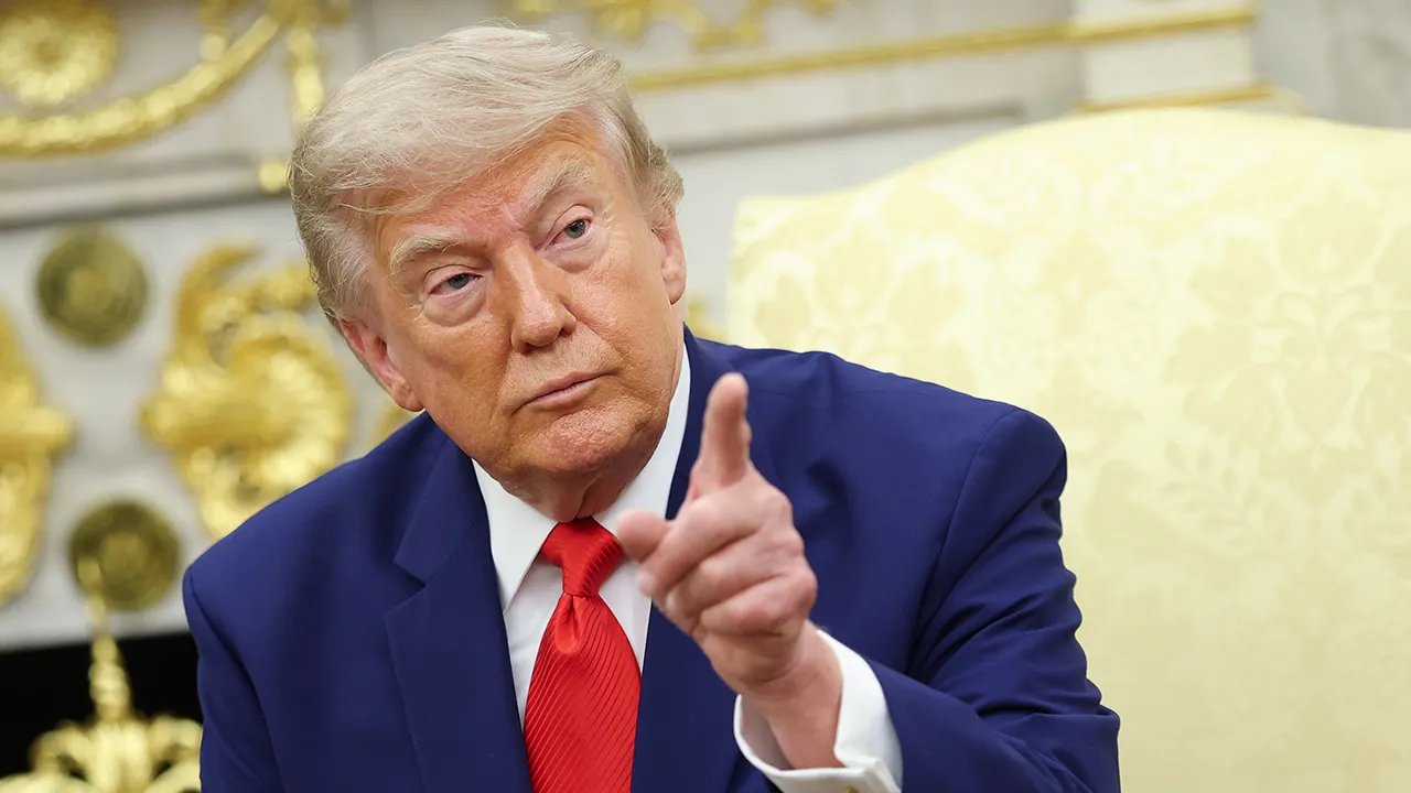 Reporter's Notebook: Democrats face an impeachment tractor beam that could derail their affordability message