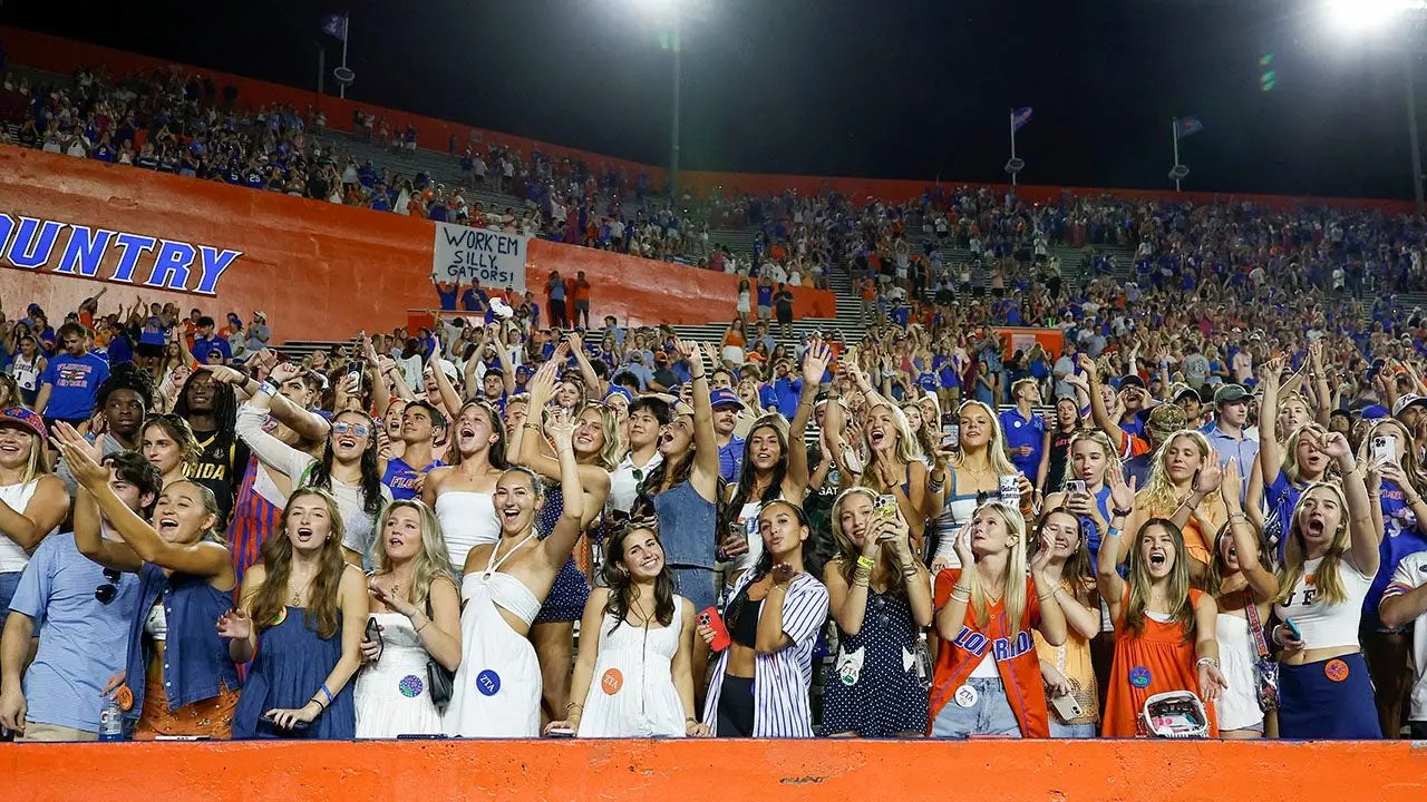 Viral Florida Gators fan comes forward after cameras noticed her 'work the cut' in The Swamp
