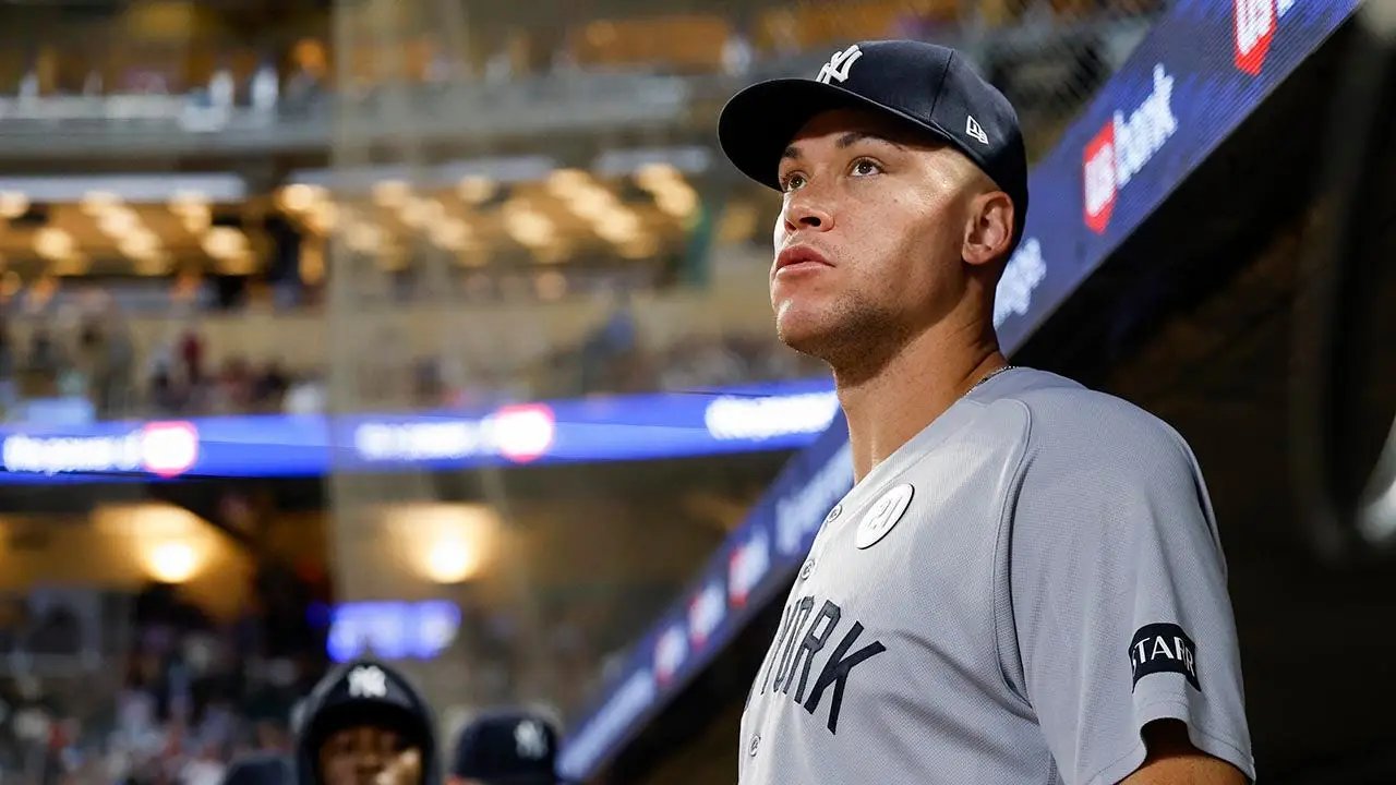 Yankees star Aaron Judge heads back to injured list weeks after returning from broken rib