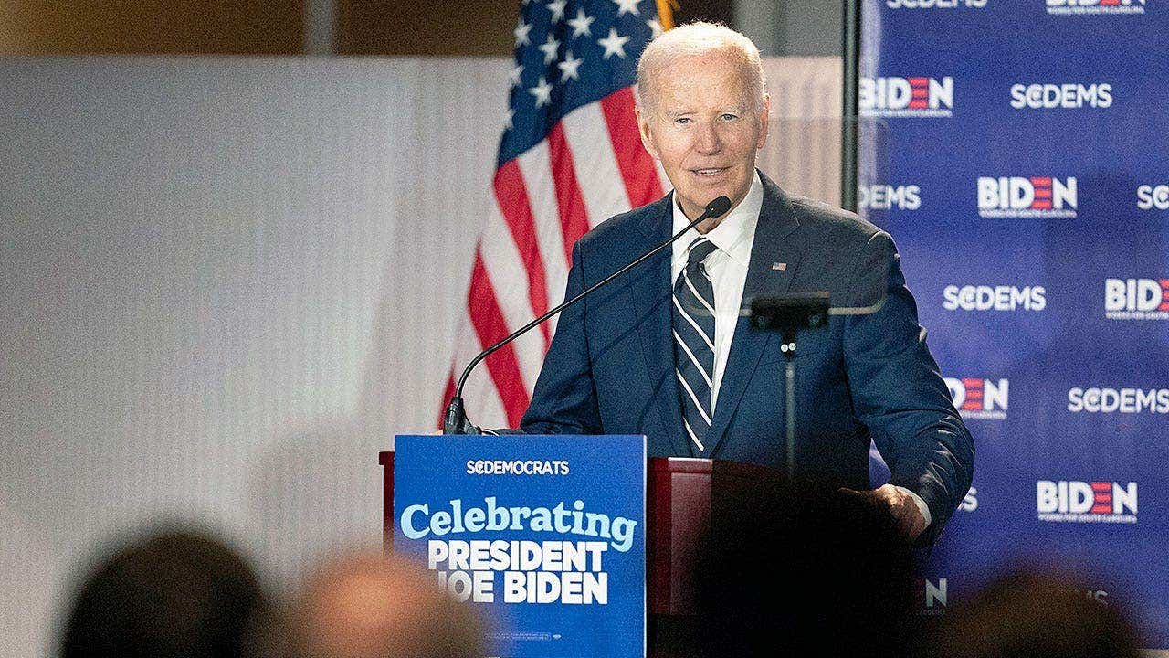 Biden conspicuously absent from campaign trail as Obama, Harris step up for midterm push