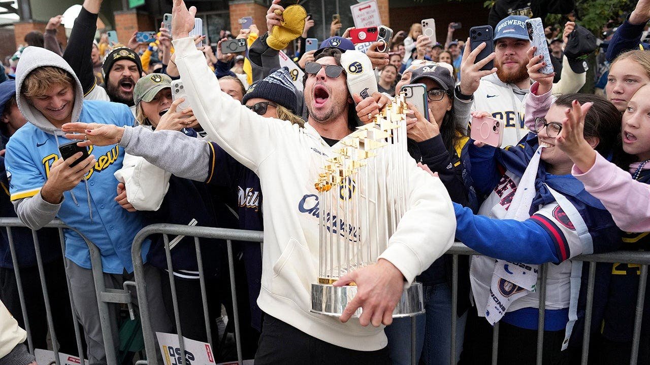 Brewers' World Series celebration gets rowdy as star makes outrageous beer promise, coach sings karoke