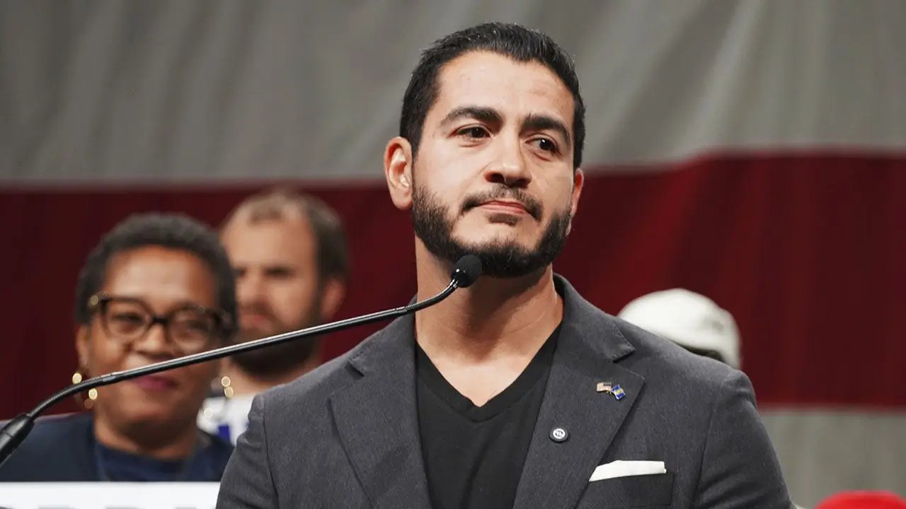 CBS reporter deletes post calling out El-Sayed on 'spectacular self own' on Muslim Brotherhood question
